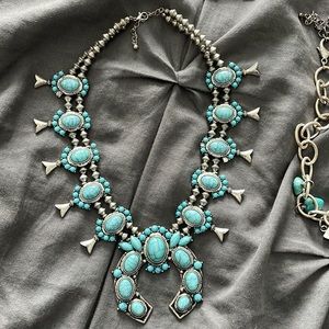 Lot of western necklaces